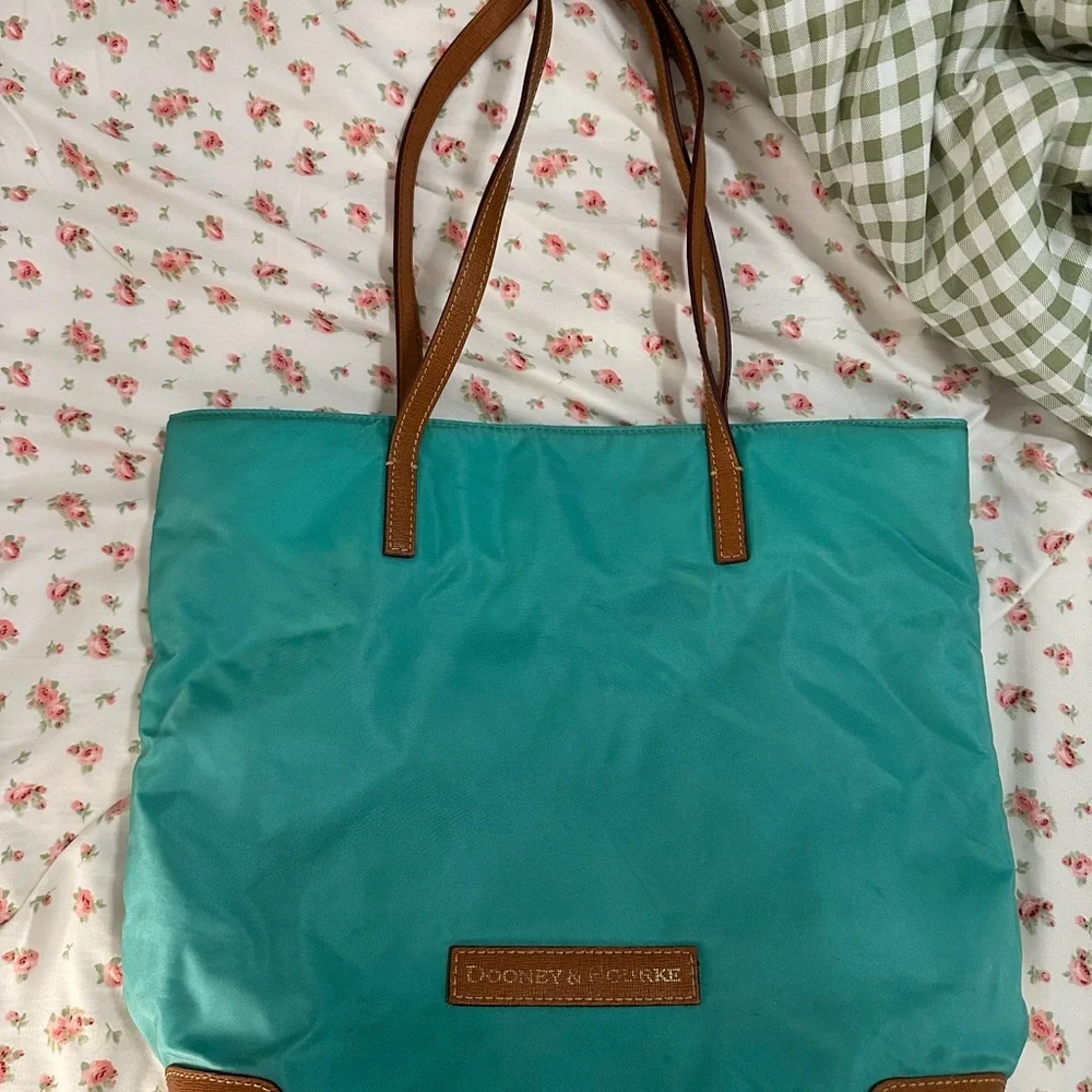 ✨ VINTAGE ✨ Dooney & Bourke Kelly Green Canvas Tote Bag - Picture 2 of 5